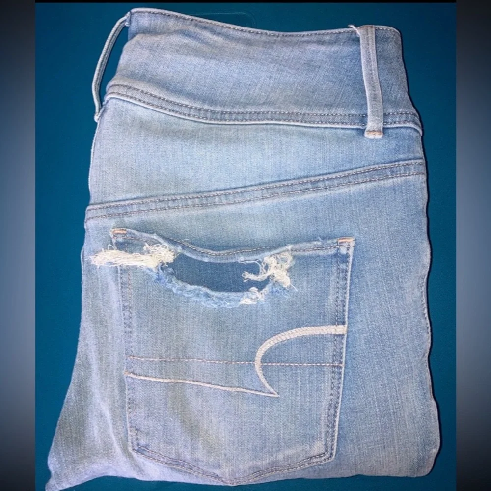 American Eagle Jeans - Picture 2 of 5